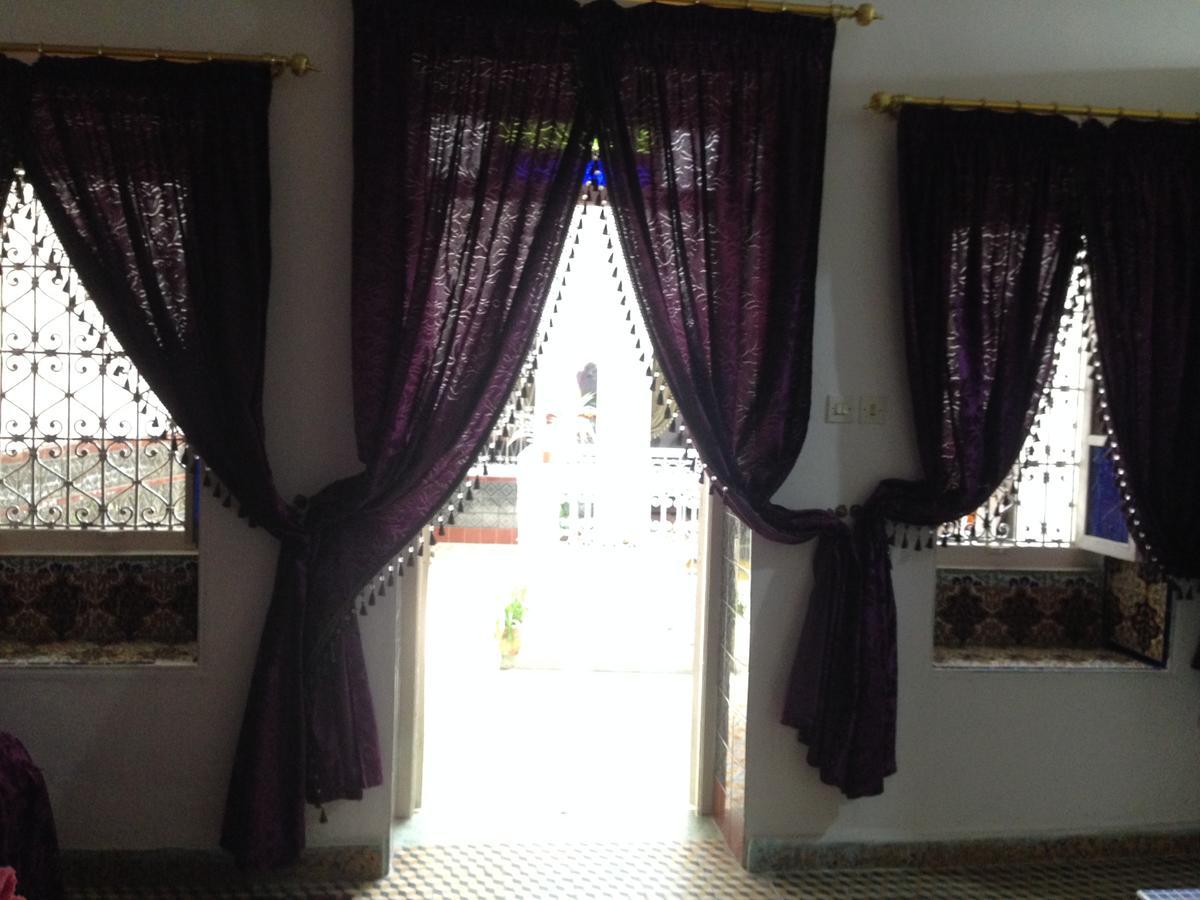 Riad La perla Tetouan Bagian luar foto