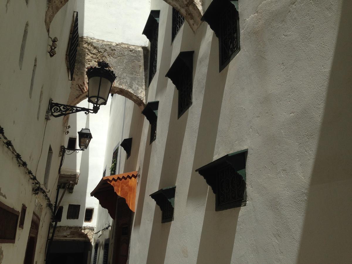 Riad La perla Tetouan Bagian luar foto
