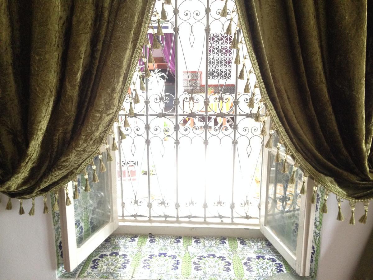 Riad La perla Tetouan Bagian luar foto