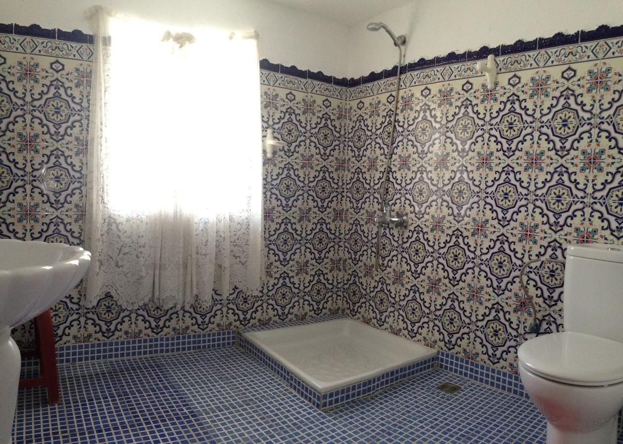 Riad La perla Tetouan Bagian luar foto