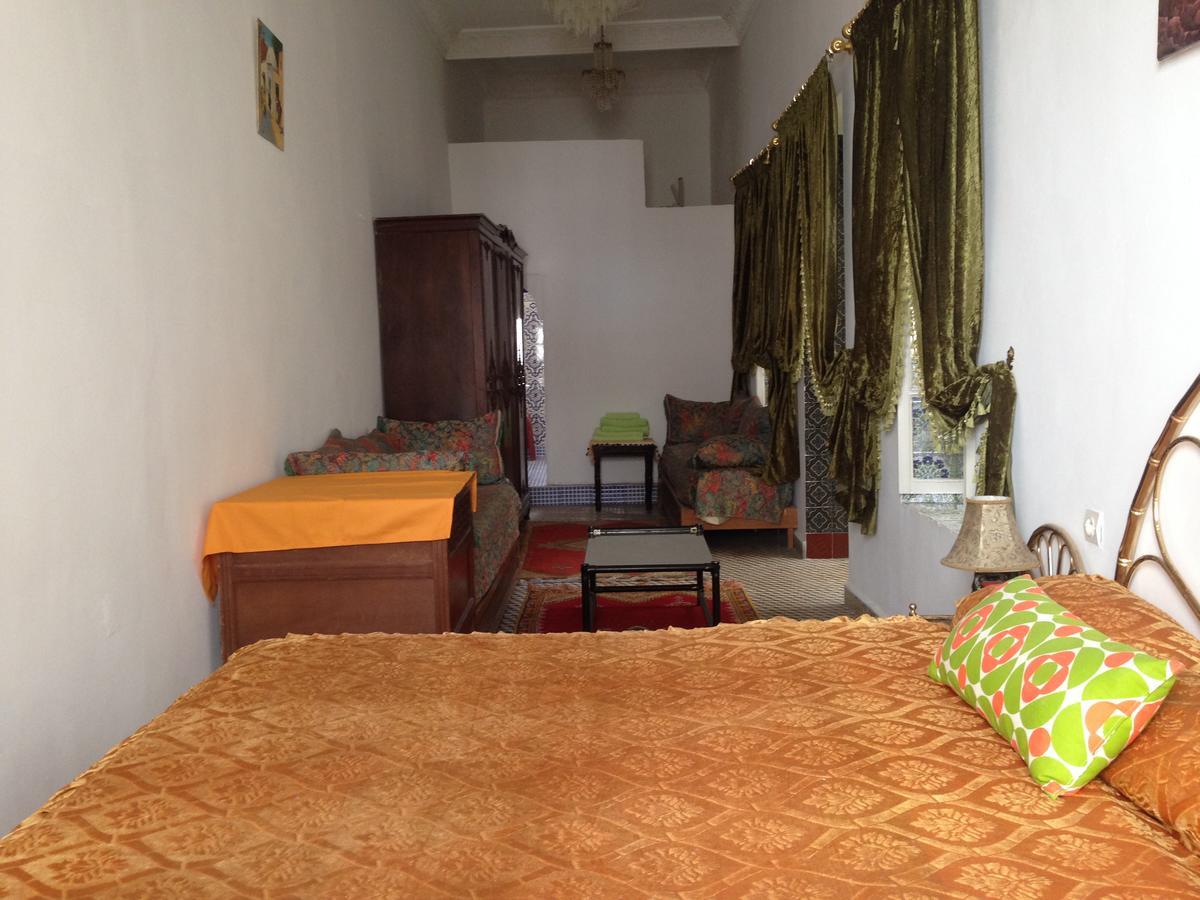 Riad La perla Tetouan Bagian luar foto