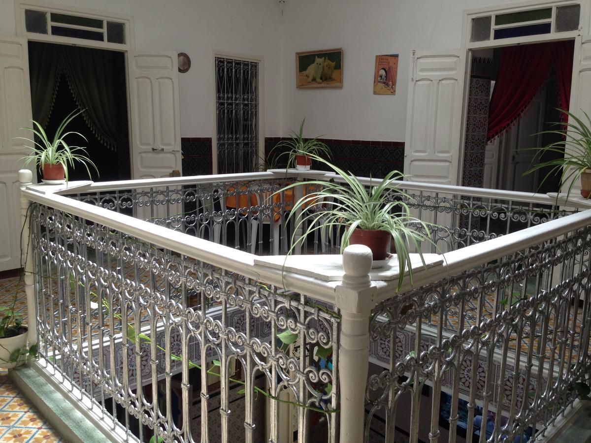Riad La perla Tetouan Bagian luar foto